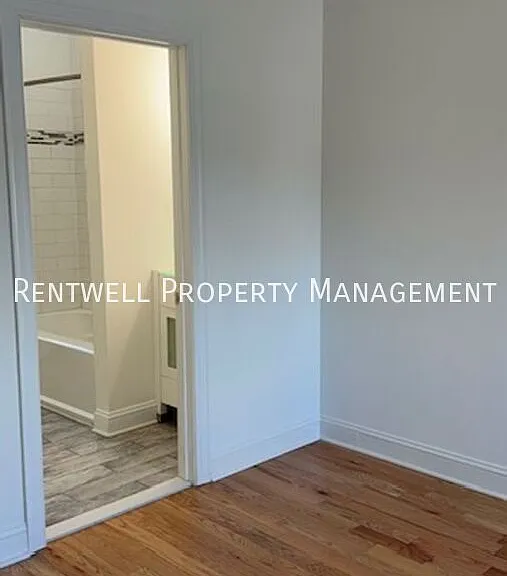 423-425 Dekalb St #3 — Photo 14