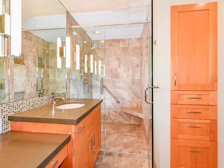22 Monez Blvd — Photo 11