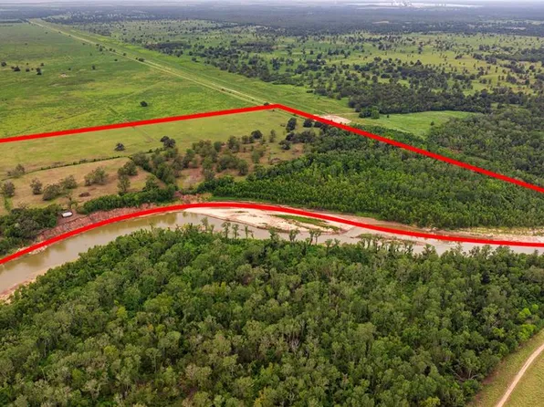 400 Sawmill Road, Needville, TX 77461