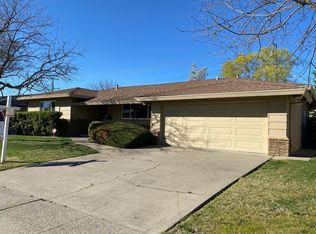 7316 Willow Lake Way, Sacramento, CA 95831