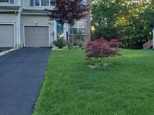 86 Quince Cir, Newtown, PA 18940