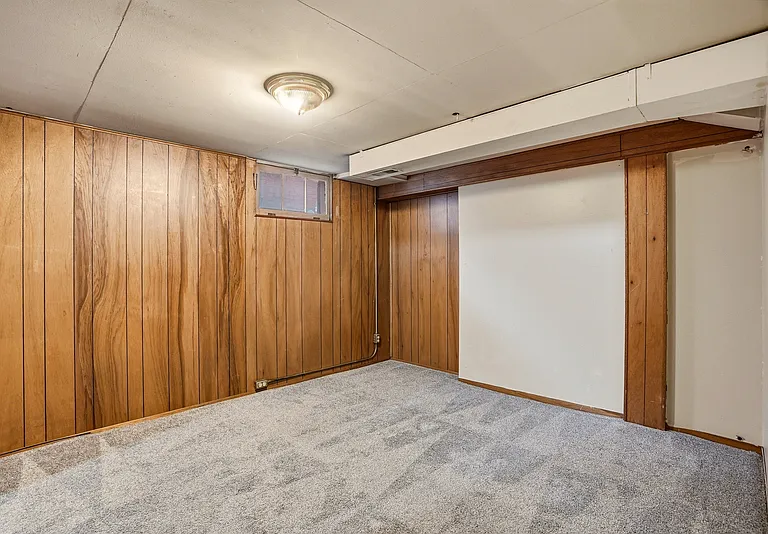 808 E Mission Ave — Photo 16