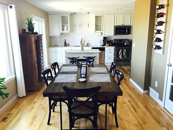 Open Concept Dinning Room and Kitchen