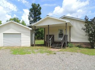 32 Pridemoore Rd, Galax, VA 24333