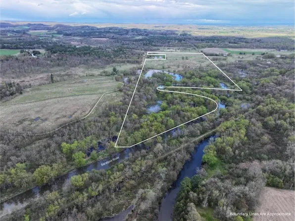 Katuin Rd, La Valle, WI 53941