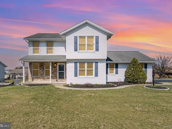 637 Rockledge Dr, Lebanon, PA 17042