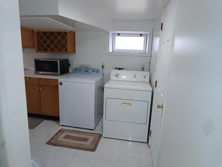1243 E Randolph Rd — Photo 6