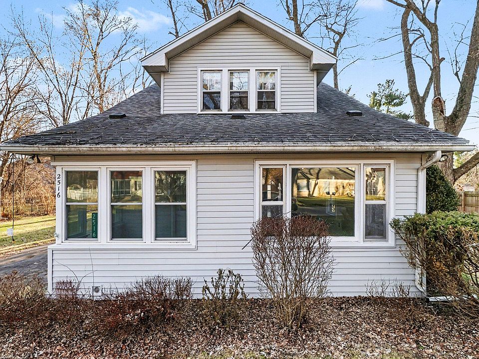 1st image of 2516 Fairfield Ave