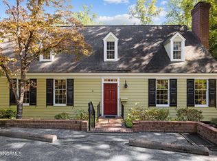 4 Village In The Woods Cir, Southern Pines, NC 28387