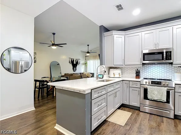 4241 Bellasol Cir APT 1923, Fort Myers, FL 33916