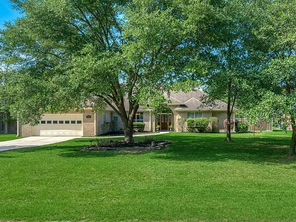2452 Ripplewood Dr, Conroe, TX 77384