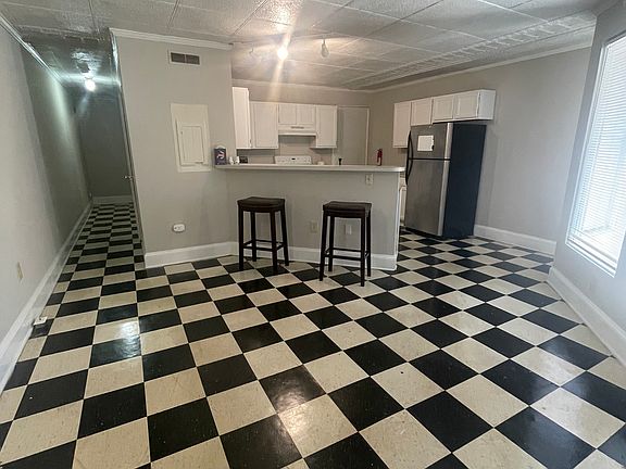 4th image of 507 Evans St #9