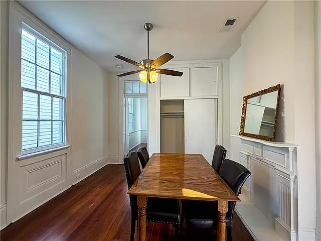 3319 Laurel St — Photo 6