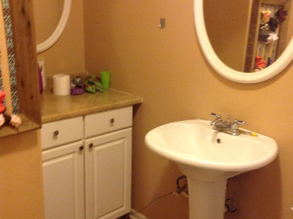 2nd image of 42245 Devall Rd