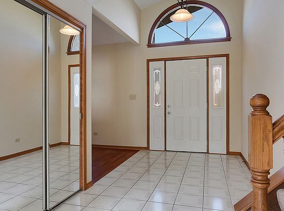 2nd image of 9319 178th St
