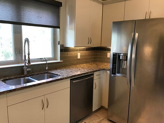 4th image of 6413 Forest Hills Dr Unit C
