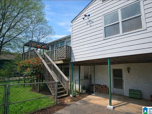 3rd image of 3801 Midway Rd