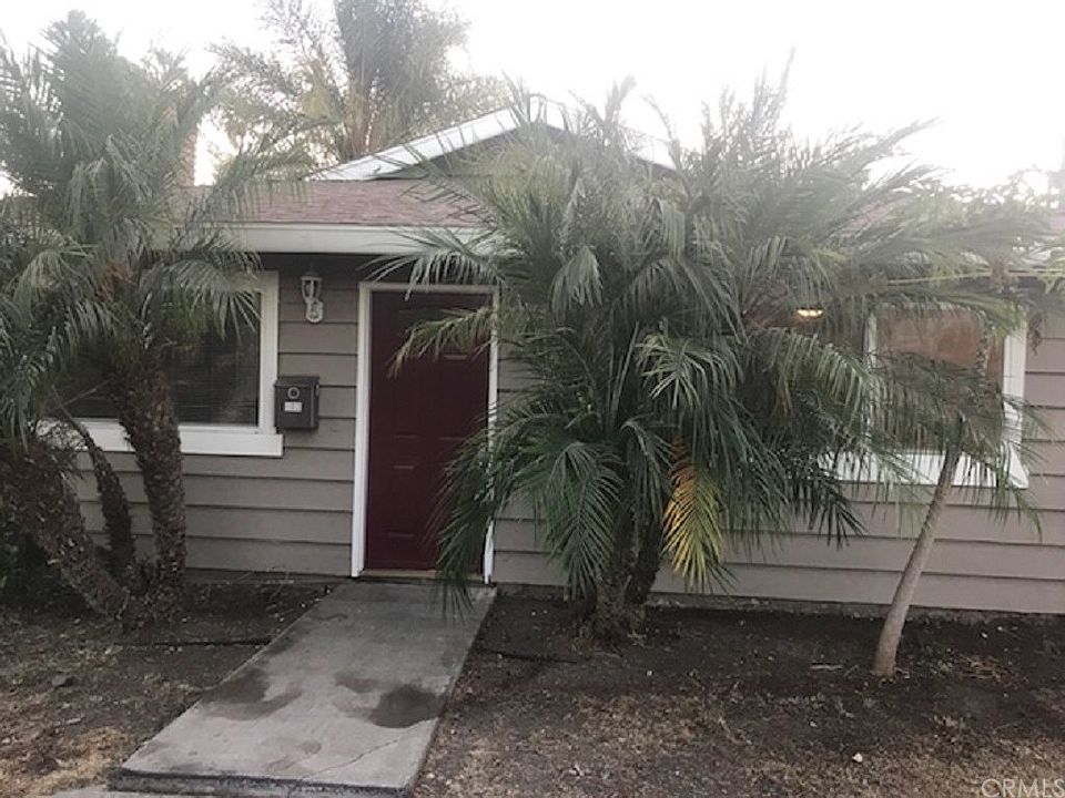 1st image of 483 E Grove Ave