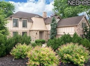2450 Pebblebrook, Westlake, OH 44145