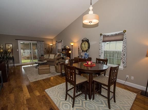 2nd image of 3704 E Lake Dr N
