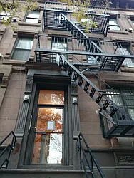 337 West 51st Street in Hell&#39;s Kitchen