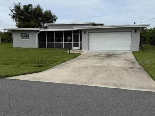 2143 Club House Rd, North Fort Myers, FL 33917