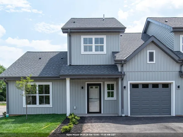 1068 W 20th Ave, Oshkosh, WI 54902