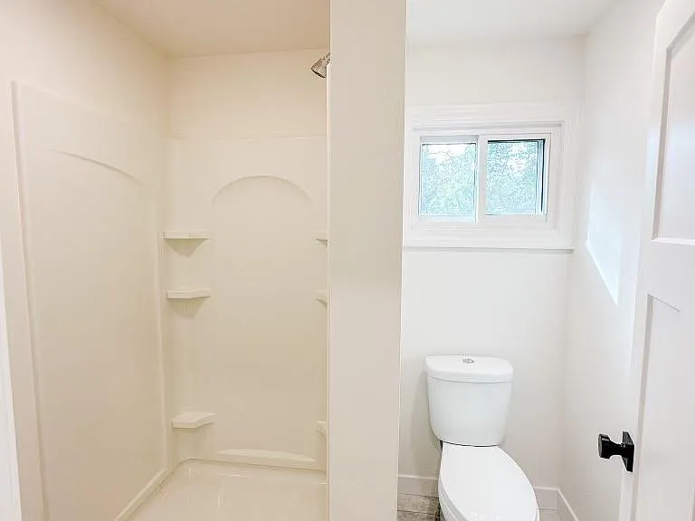 403 8th Ave S — Photo 27