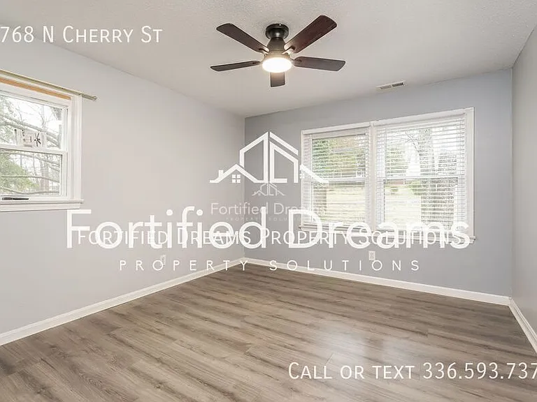 4768 N Cherry St — Photo 11