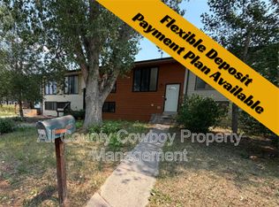 1463 N 17th St, Laramie, WY 82072