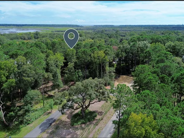 5033 Oak Ridge Ln, Johns Island, SC 29455