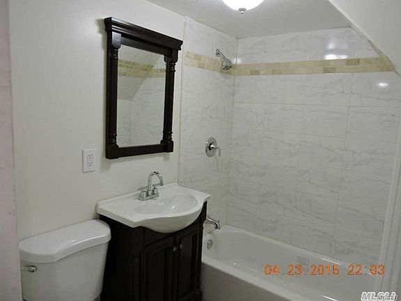 4th image of 315 Maplegrove Ave