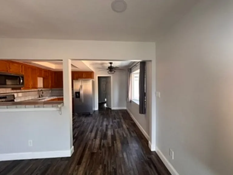 106 Brentwood Dr — Photo 4