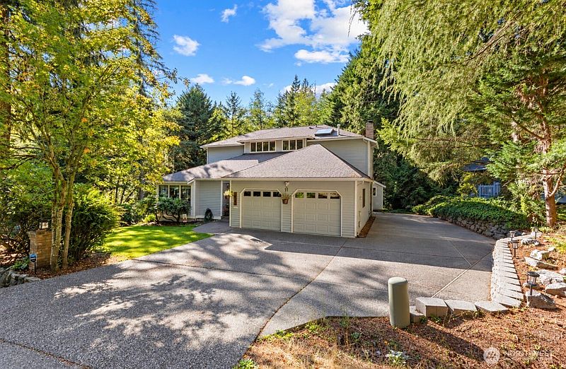 2nd image of 14205 Crown Point Place NW