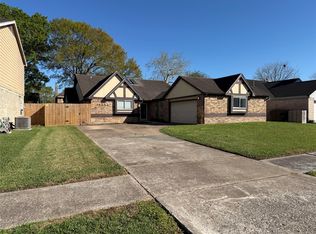 15443 Peermont St, Houston, TX 77062