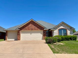1814 SW 69th St, Lawton, OK 73505