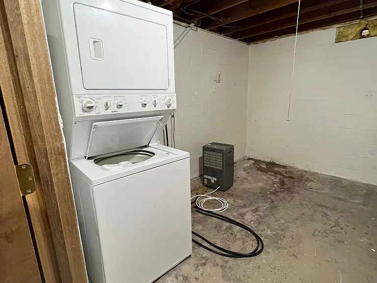 1212 E Sylvan Ave. — Photo 9