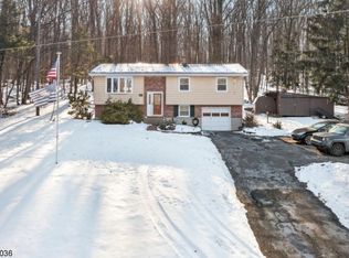 327 Jonestown Rd, Oxford, NJ 07863