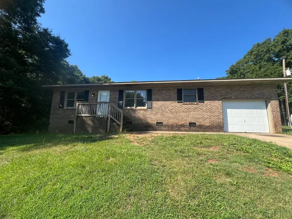 500 Littlejohn St, Gaffney, SC 29341