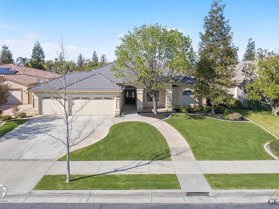 1st image of 11600 Crabbet Park Dr