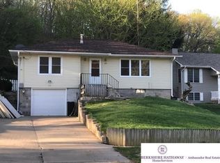 615 W Graham Ave, Council Bluffs, IA 51503