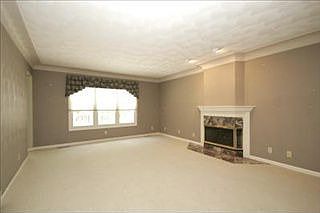 3rd image of 152 Lakewood Dr