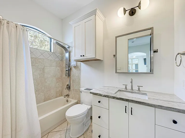 13803 Lake View Dr — Photo 28