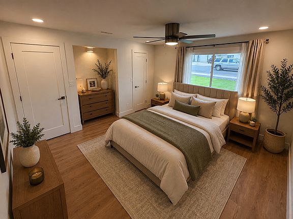 3rd image of 903 E Hermosa Dr