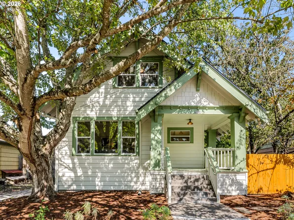 4541 SE Salmon St, Portland, OR 97215