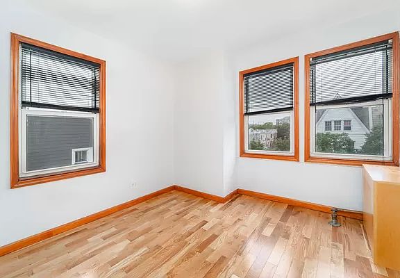 3rd image of 21-77 28th St #2177