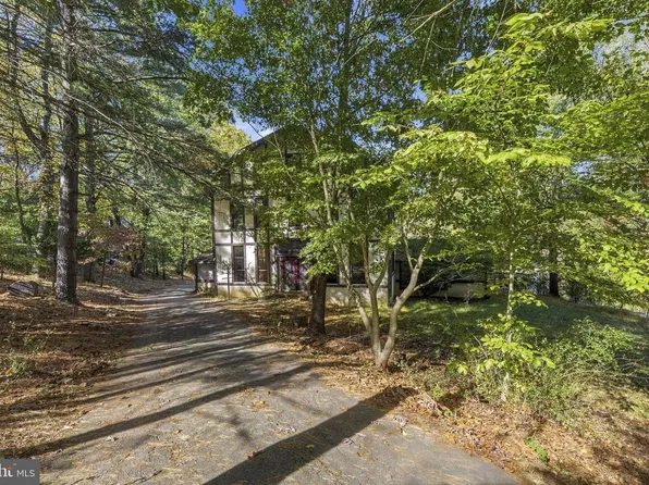 3115 Sawmill Rd, Newtown Square, PA 19073