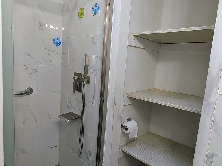 103 W Spencer St — Photo 17