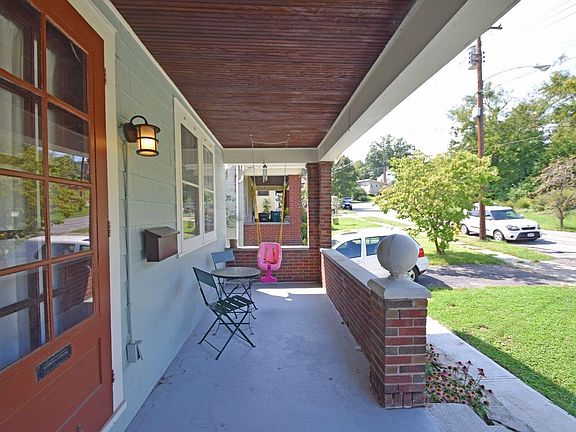 3rd image of 4364 Dane Ave