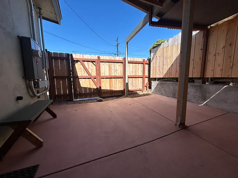 1775 Ridge View Dr — Photo 14